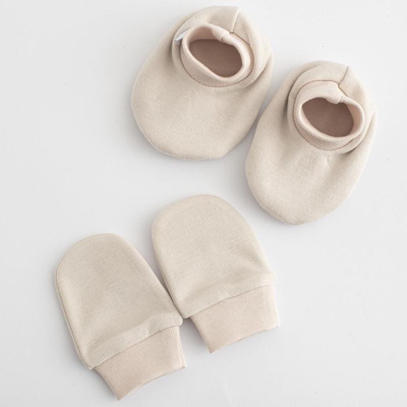 Dojčenský bavlnený set-capačky a rukavičky New Baby béžová 0-6m / 0-6 m