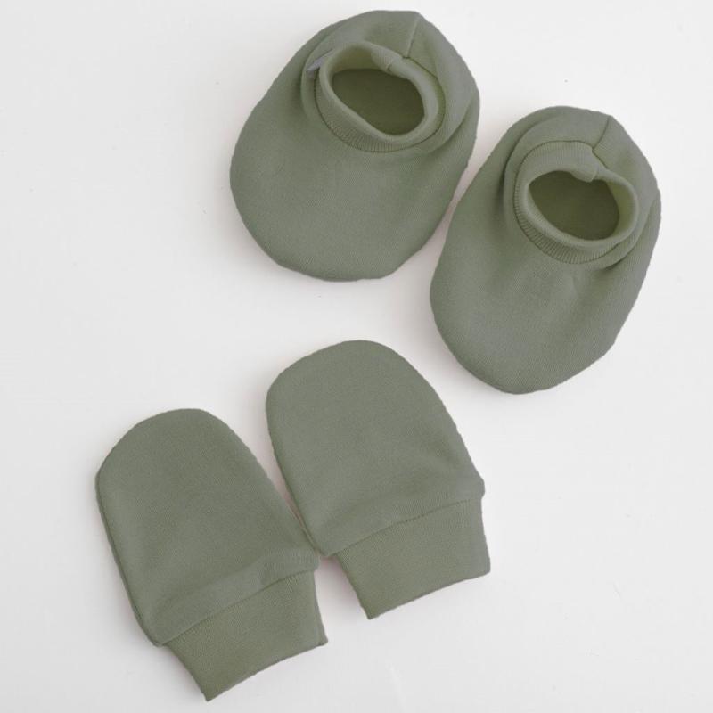Dojčenský bavlnený set-capačky a rukavičky New Baby zelená 0-6m / 0-6 m